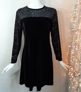 3/$18 Jacqueline Ferrar Black Velour Dress